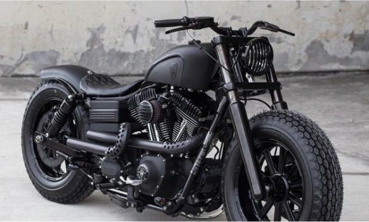 https://automotive.revoapps.id/wp-content/uploads/revo-woocommerce-theme/theme/images/automotive_category_4.webp